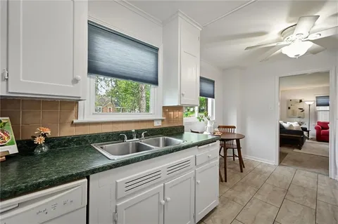 $295,000 | 5322 Juniper Drive, Roeland Park, KS 66205