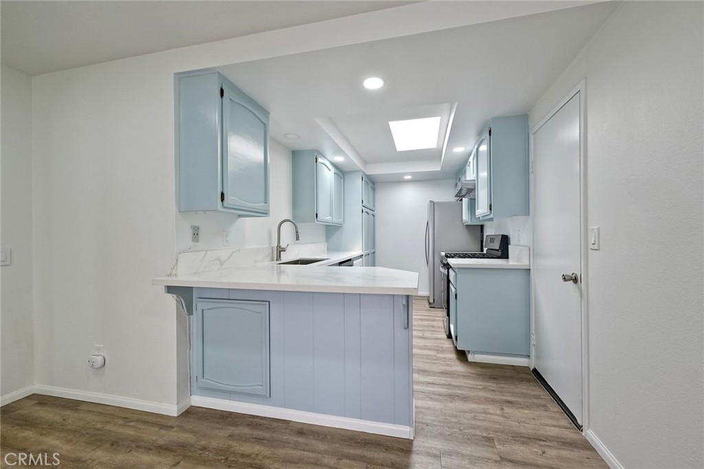 530 Anchor Way Carlsbad, CA 92008 - Photo 14 of 36