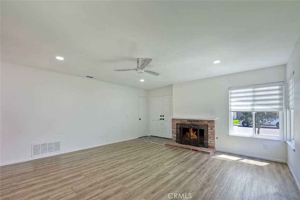 530 Anchor Way Carlsbad, CA 92008 - Photo 6 of 36