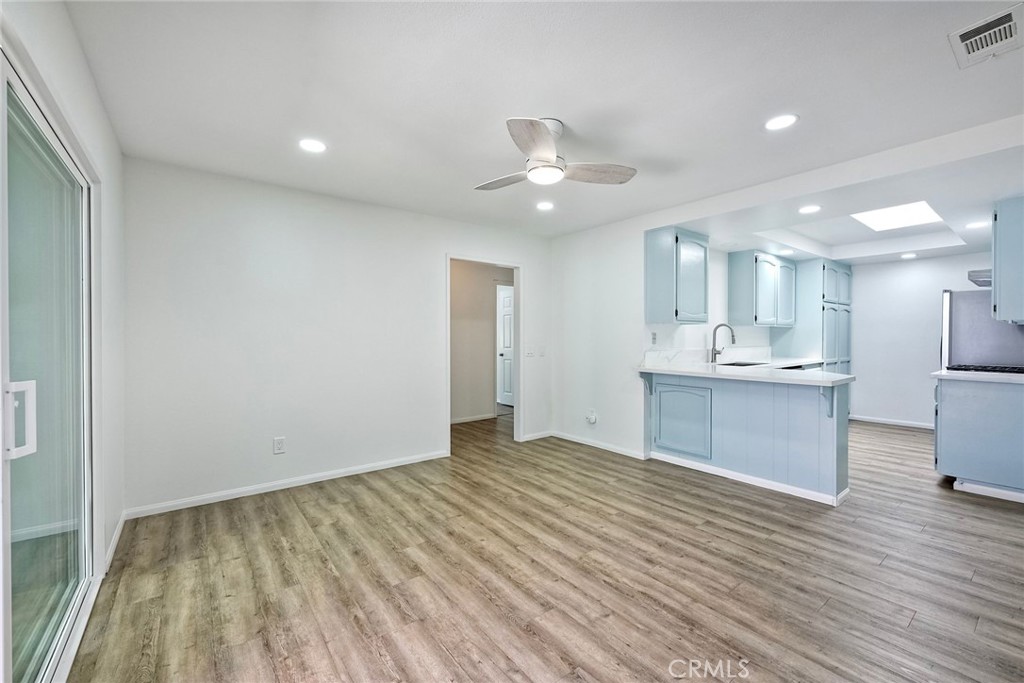 530 Anchor Way Carlsbad, CA 92008 - Photo 9 of 36