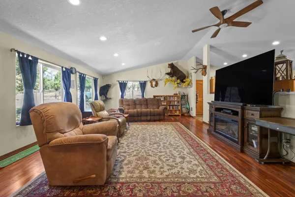 $675,000 | 12186 Southeast Juniper Canyon Road, Prineville, OR 97754