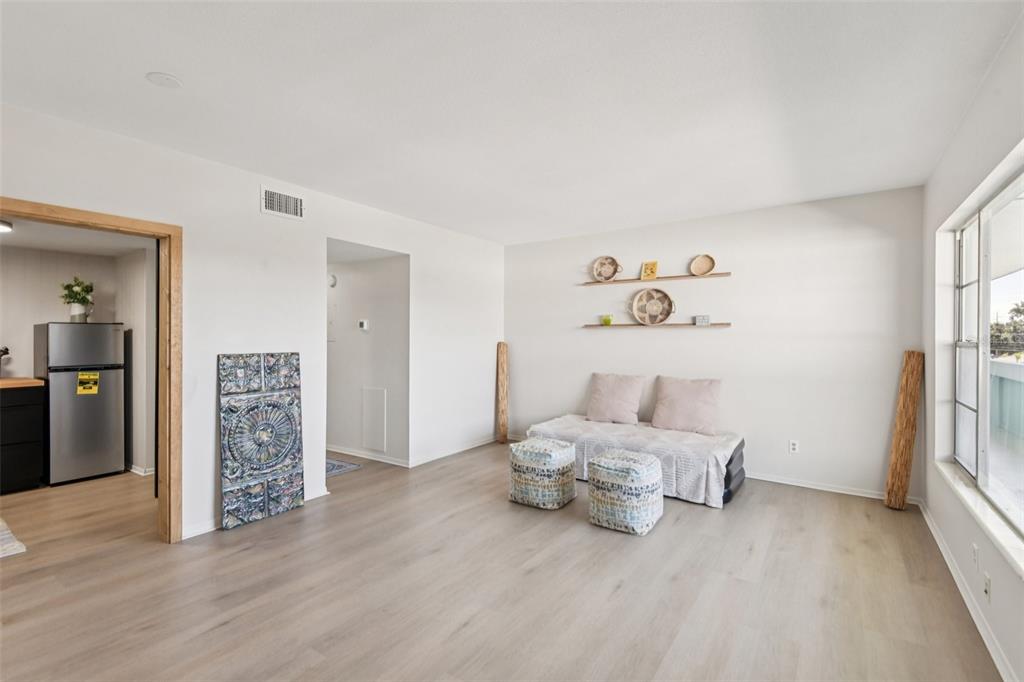 2043 Denmark Street, Unit 75 Clearwater, FL 33763 - Photo 3 of 26