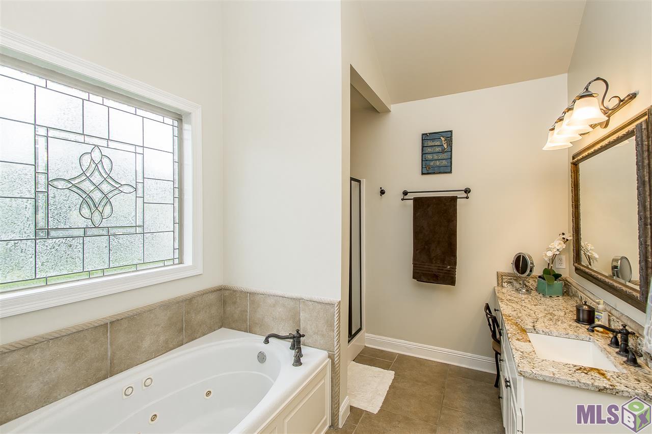 8826 Spring Grove Drive Baton Rouge, LA 70809 - Photo 17 of 23 Gallery Image 17