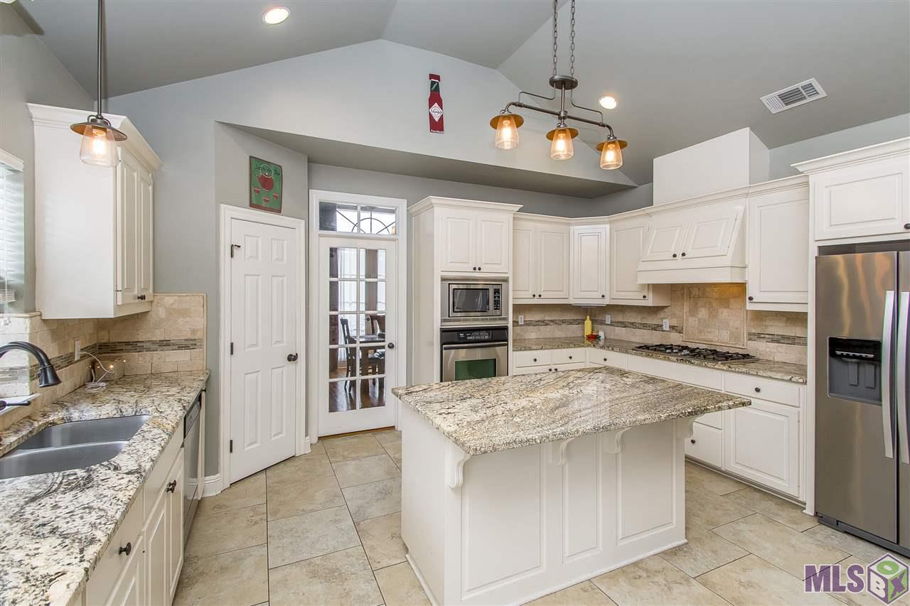 8826 Spring Grove Drive Baton Rouge, LA 70809 - Photo 8 of 23 Gallery Image 8