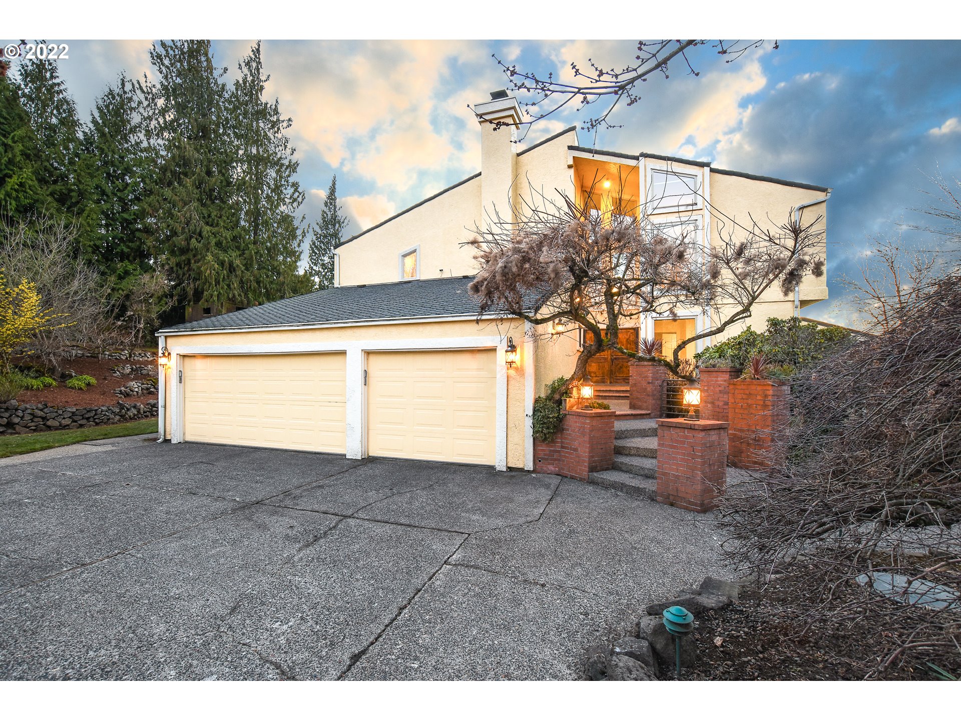 18604 Northwest 64th Avenue Ridgefield, WA 98642 - Photo 1 of 32 a view of a room with a large window and a fire pit