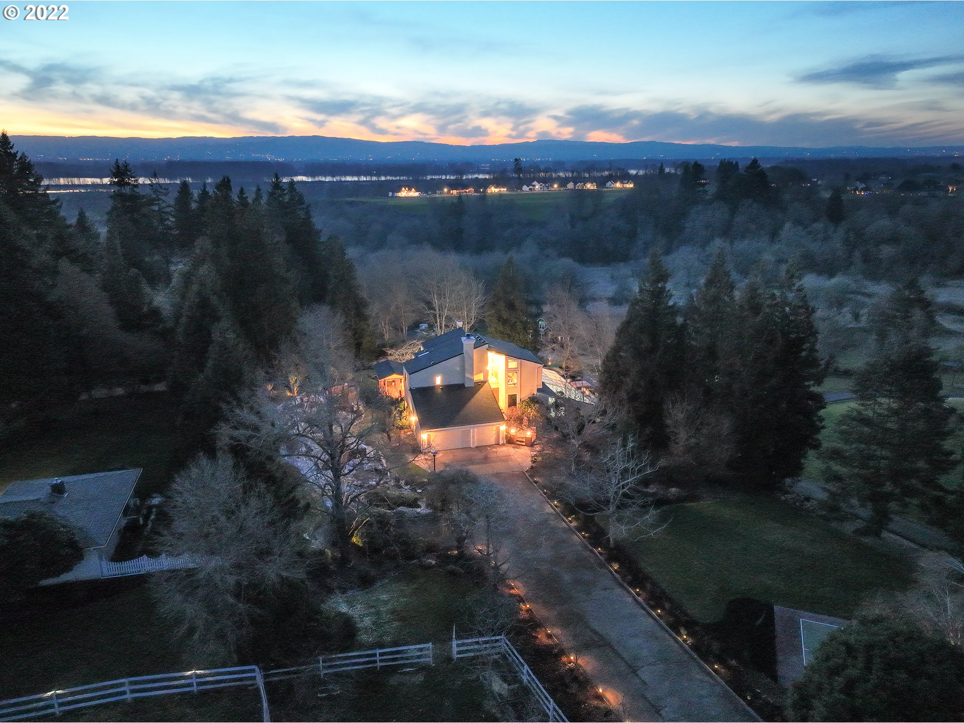 18604 Northwest 64th Avenue Ridgefield, WA 98642 - Photo 32 of 32 a view of a lake