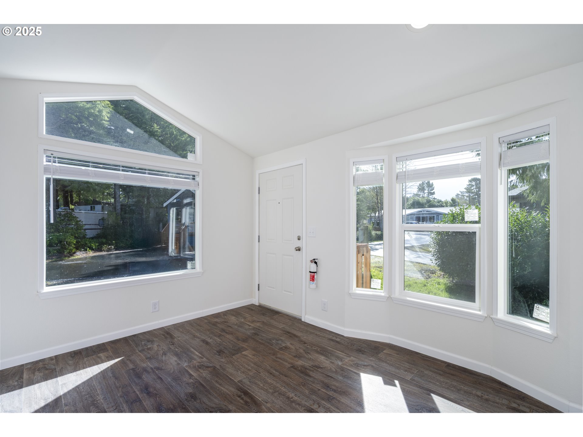 4875 Highway 101, Unit 66 Depoe Bay, OR 97341 - Photo 3 of 24