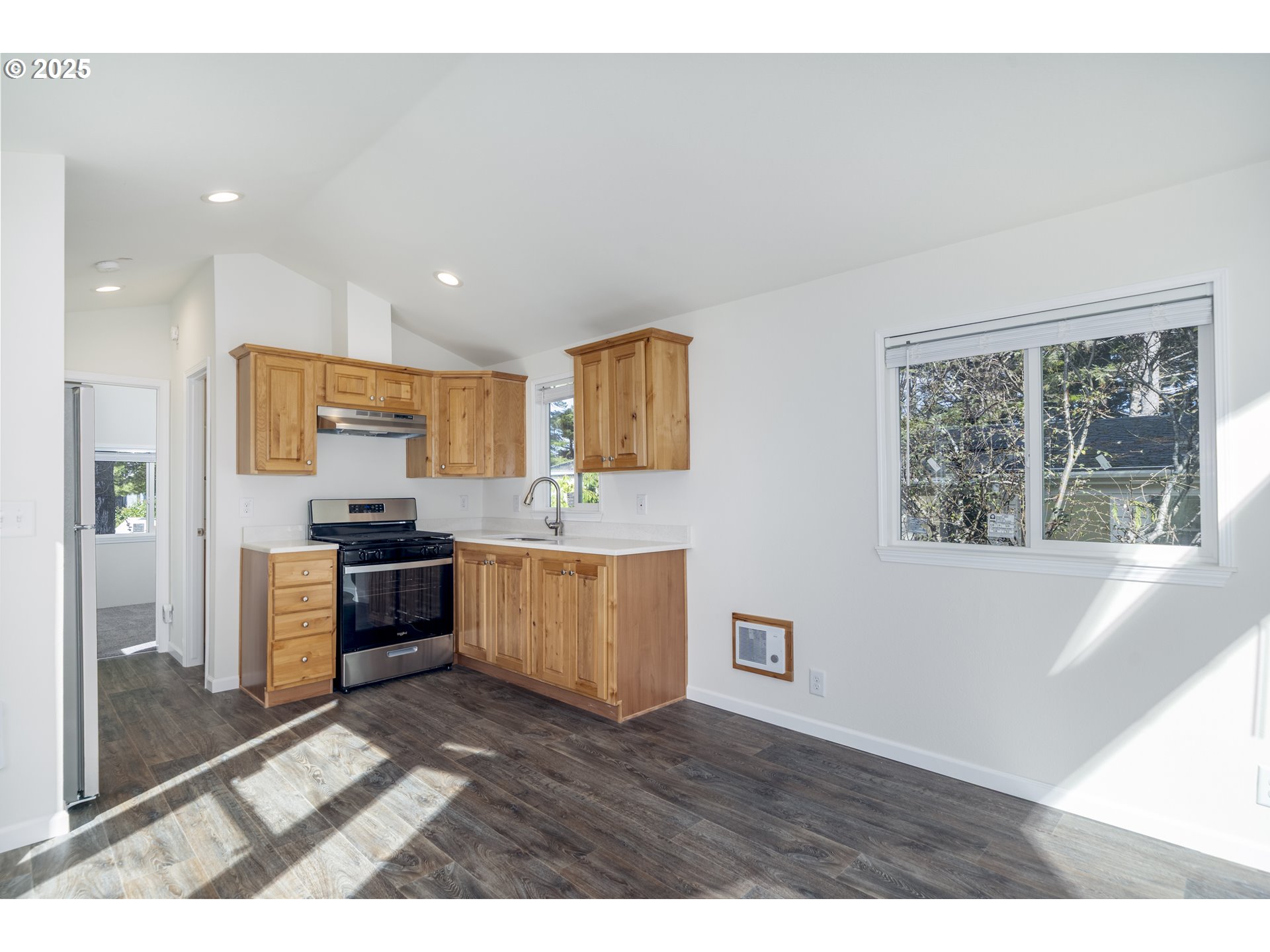 4875 Highway 101, Unit 66 Depoe Bay, OR 97341 - Photo 5 of 24