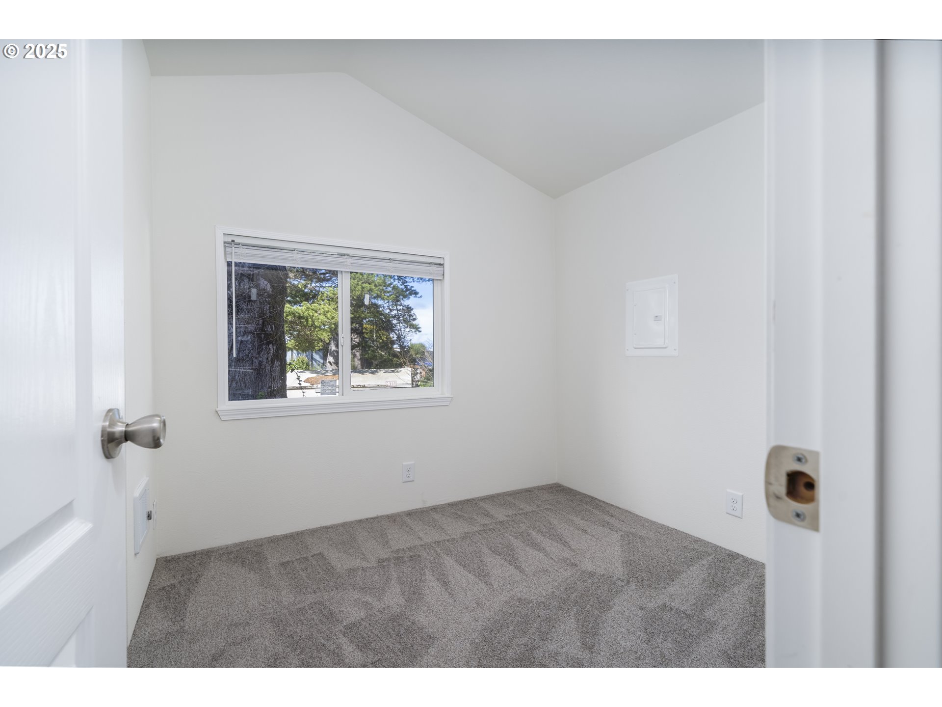 4875 Highway 101, Unit 66 Depoe Bay, OR 97341 - Photo 9 of 24