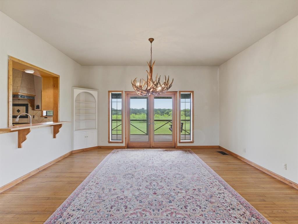 750 Lyons Road Ennis, TX 75119 - Photo 19 of 40
