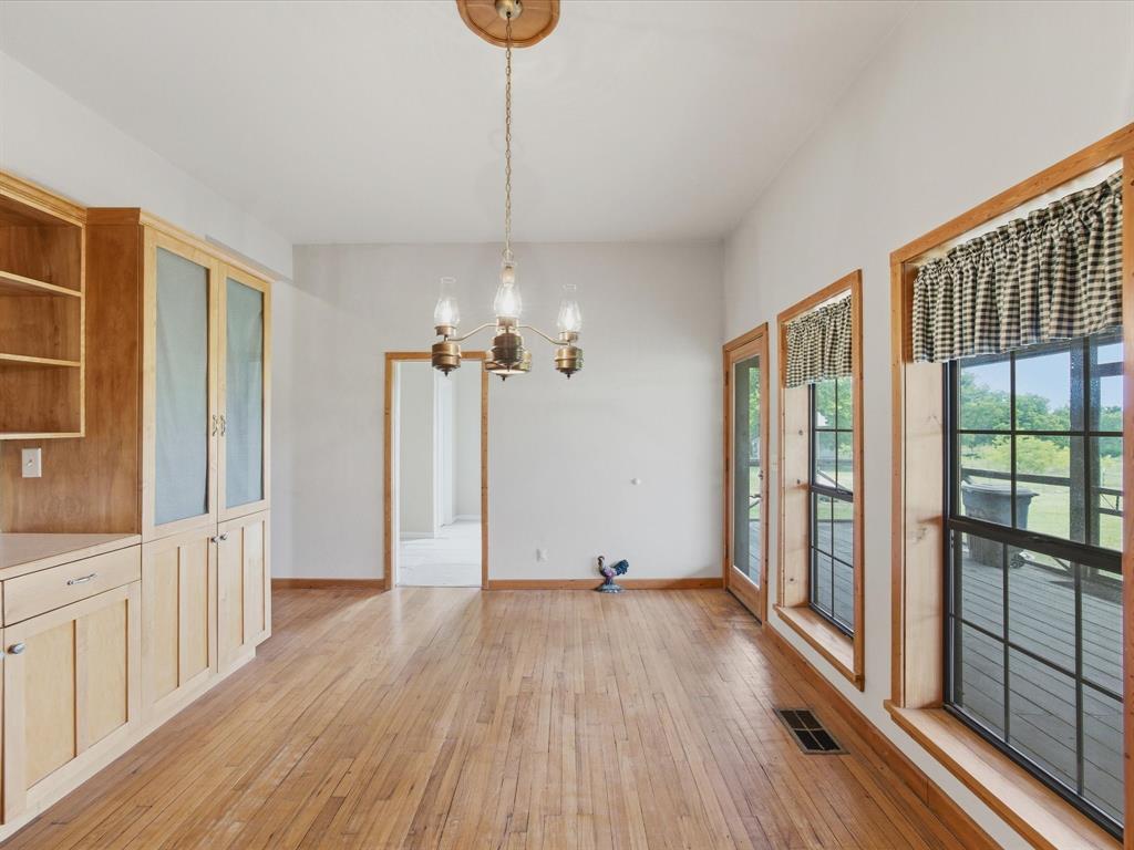 750 Lyons Road Ennis, TX 75119 - Photo 23 of 40
