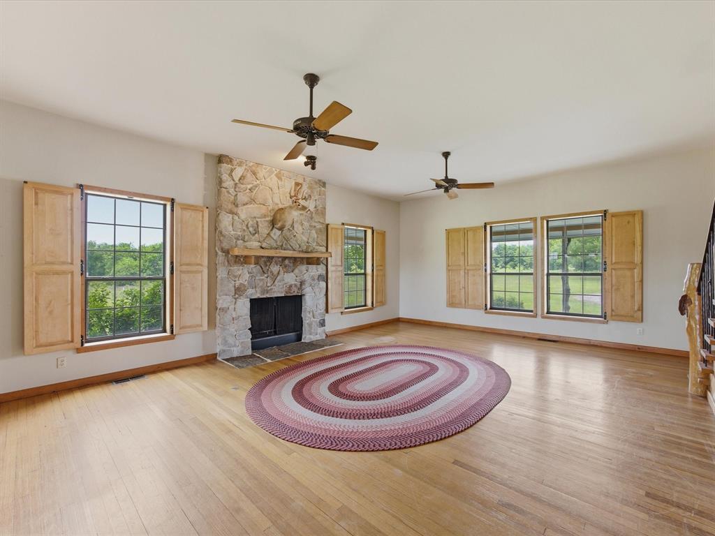 750 Lyons Road Ennis, TX 75119 - Photo 27 of 40