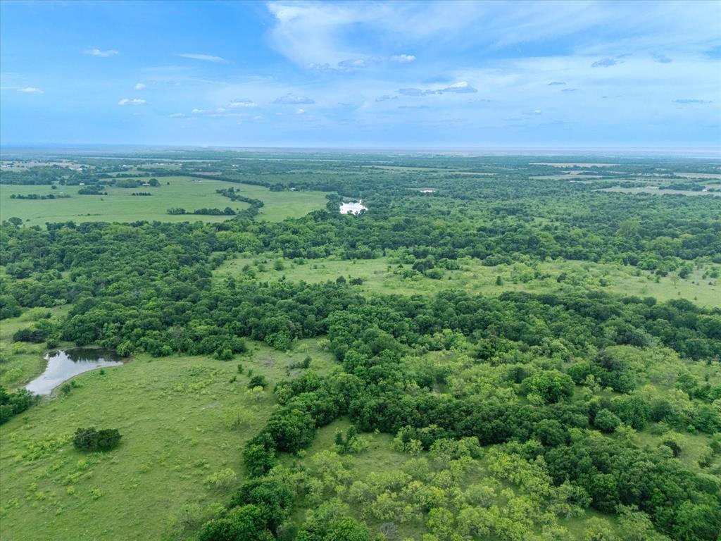 750 Lyons Road Ennis, TX 75119 - Photo 33 of 40
