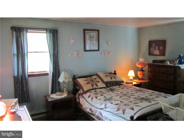 7 Morwood Road Telford, PA 18969 - Photo 6 of 16 Bedroom - Main