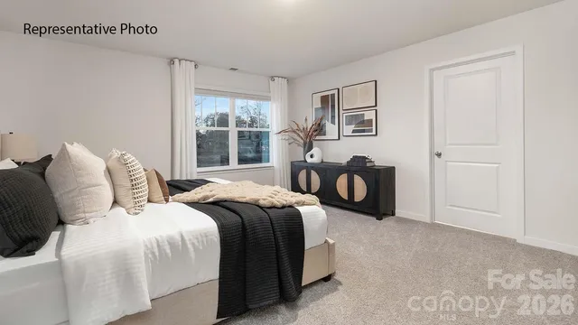 $295,000 | 1374 37th Ave Lane Northeast, Hickory, NC 28601