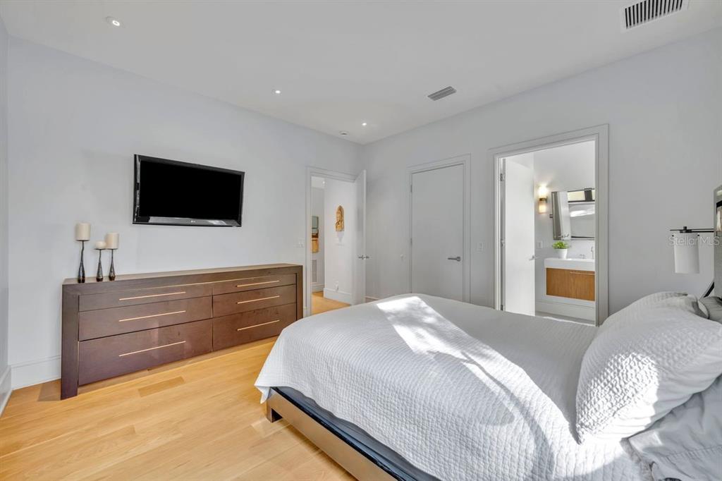 1411 Nottingham Street Orlando, FL 32803 - Photo 19 of 47