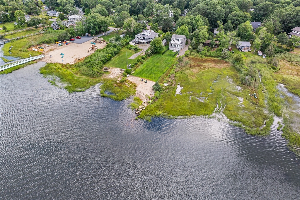 an aerial view of a houses