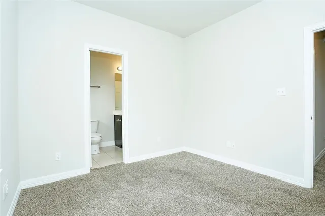 $1,499 | 990 Grenshaw Street, Unit B, Houston, TX 77088