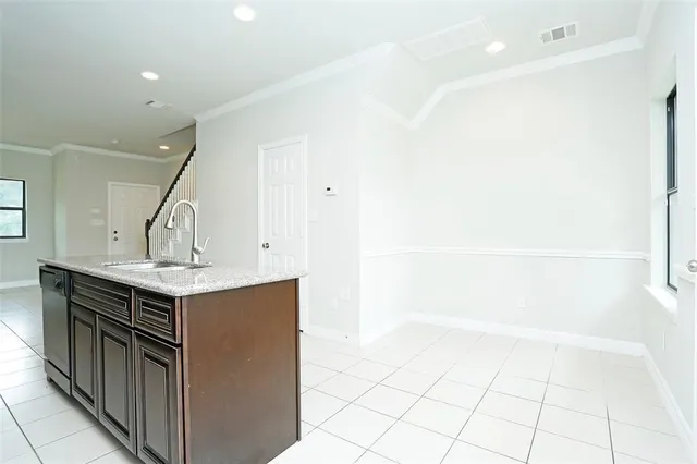 $1,499 | 990 Grenshaw Street, Unit B, Houston, TX 77088