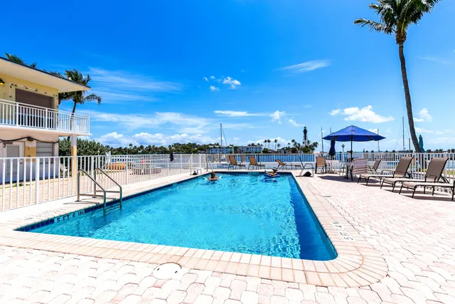 $3,850 | 2508 Bay Drive, Unit 102, Pompano Beach, FL 33062