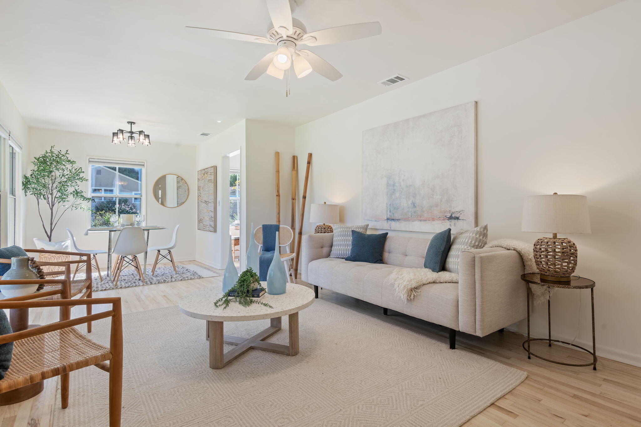 116 South Ontare Road Santa Barbara, CA 93105 - Photo 3 of 26 Living room (2)