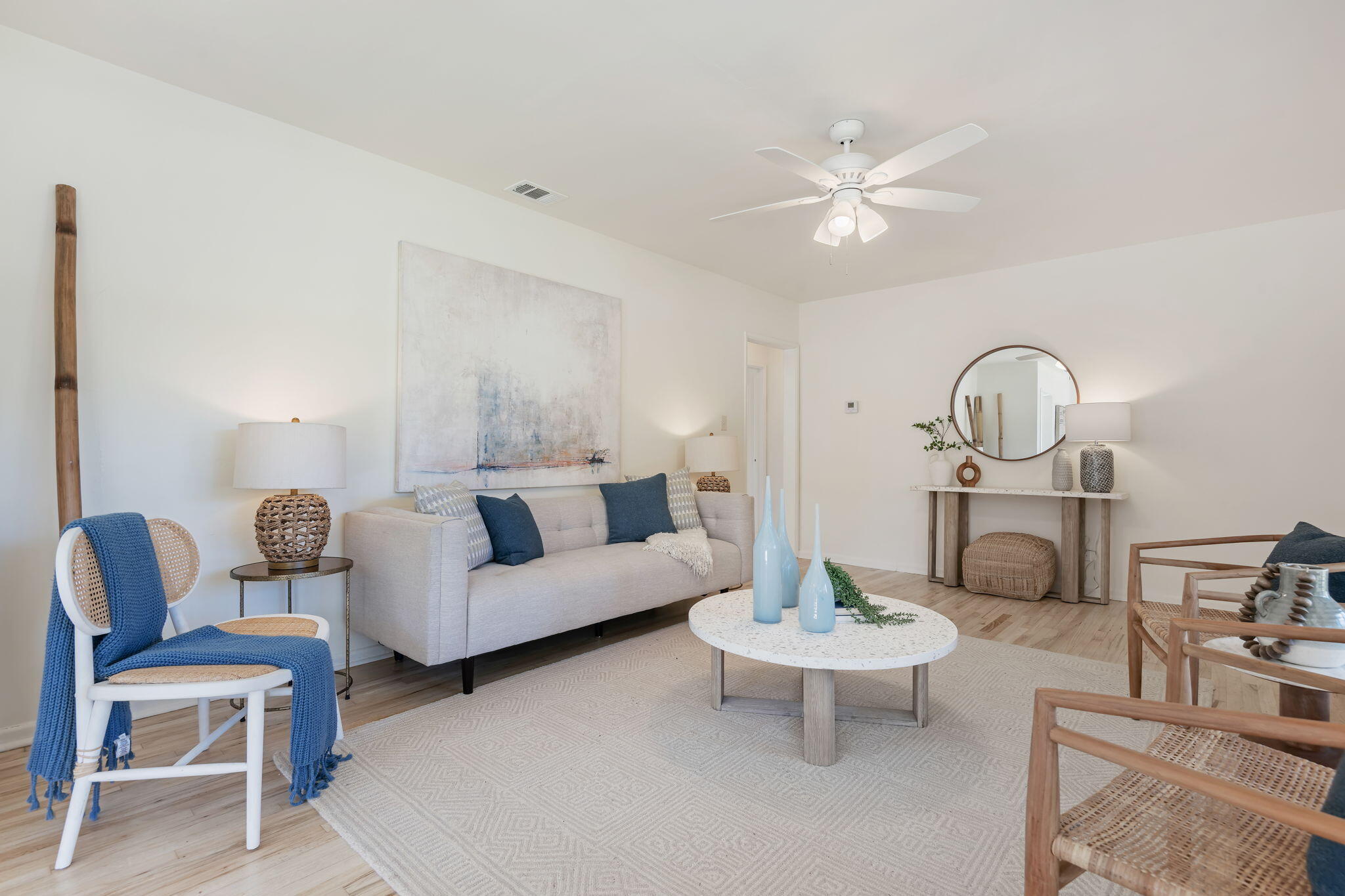 116 South Ontare Road Santa Barbara, CA 93105 - Photo 4 of 26 Living room (3)