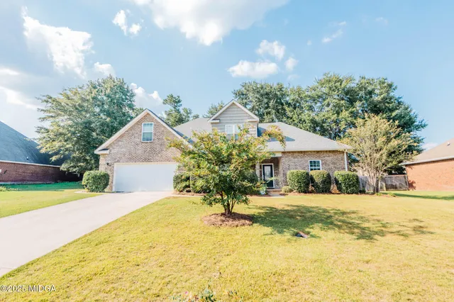 $375,000 | 419 Morgan Ranch Circle, Bonaire, GA 31005