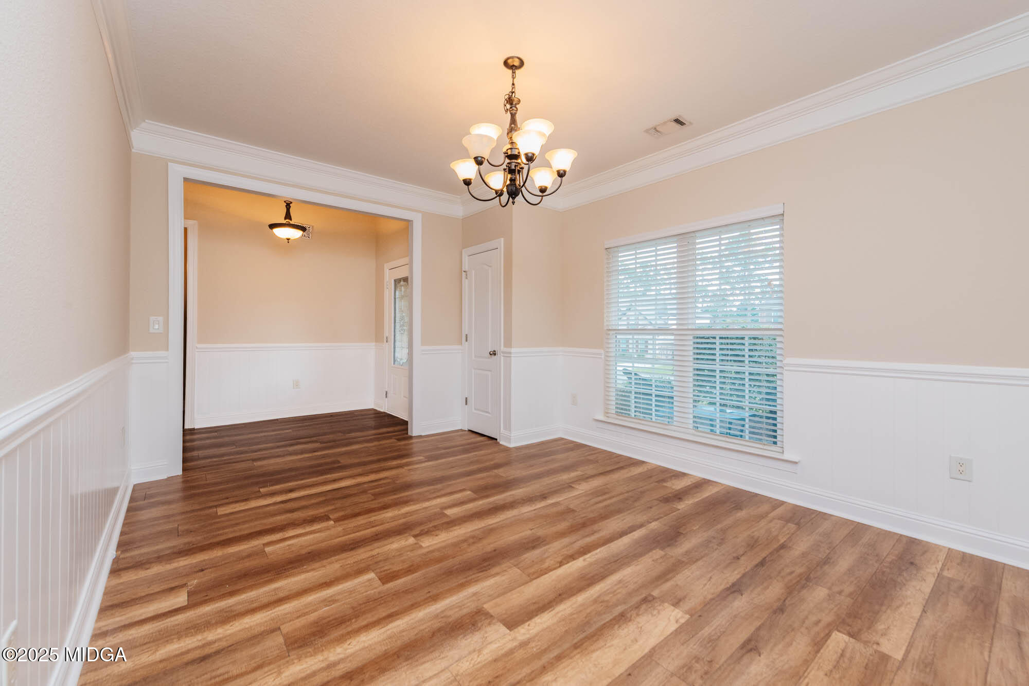 419 Morgan Ranch Circle Bonaire, GA 31005 - Photo 4 of 49 Photo 4 - Dining Room