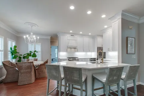 $798,000 | 7029 Meadow Ridge Circle, Nashville, TN 37221