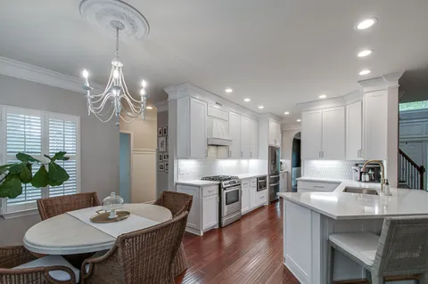 $798,000 | 7029 Meadow Ridge Circle, Nashville, TN 37221