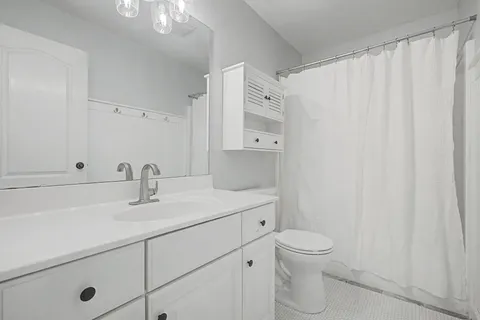 $798,000 | 7029 Meadow Ridge Circle, Nashville, TN 37221