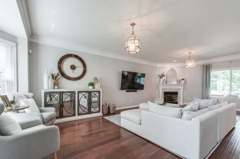 $798,000 | 7029 Meadow Ridge Circle, Nashville, TN 37221