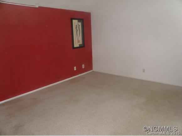 10 Maple Ridge Lane Asheville, NC 28806 - Photo 14 of 18 Gallery Image 14