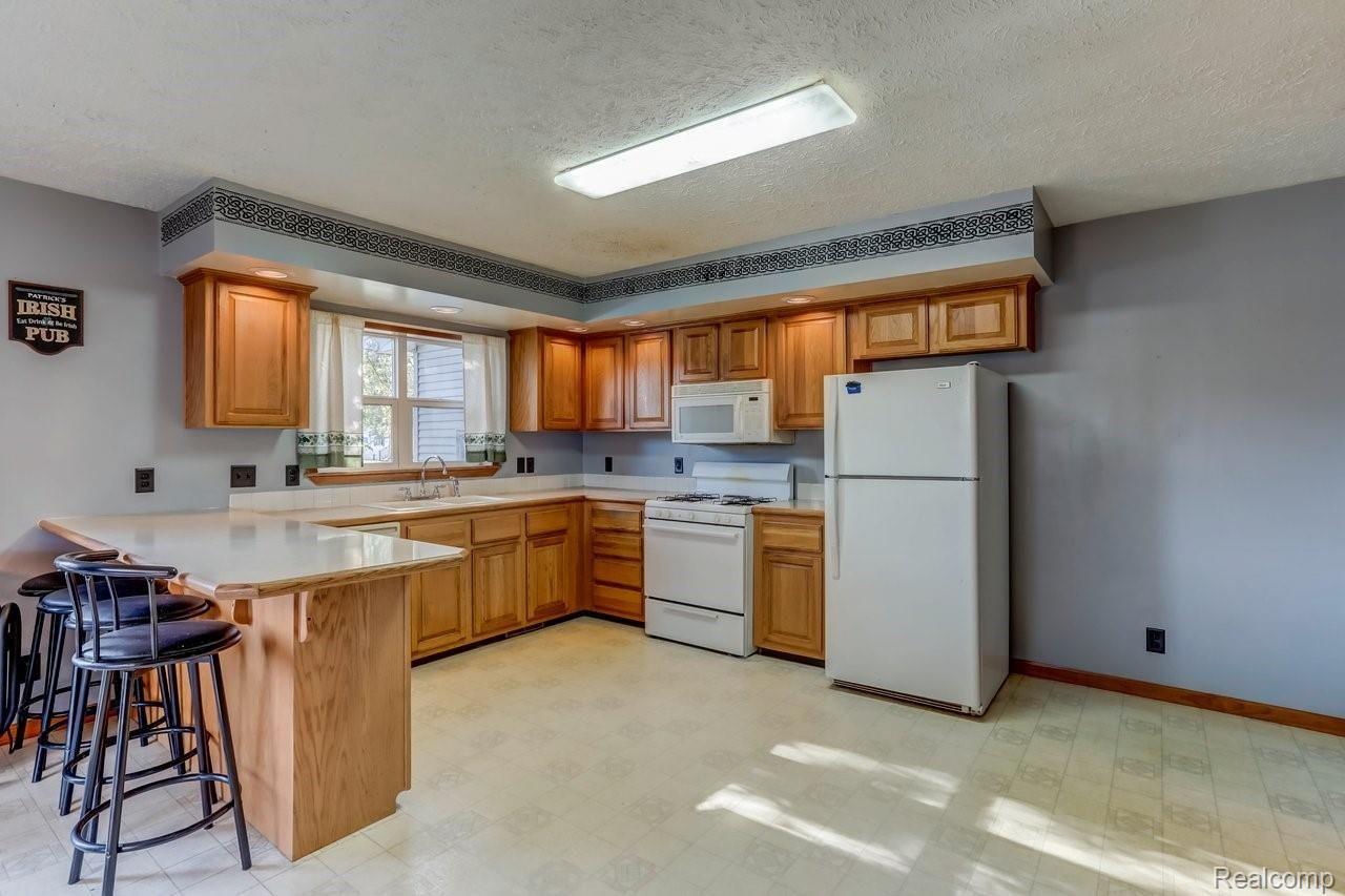 7336 Edlane Road Algonac, MI 48001 - Photo 10 of 29 7336 Edlane Road, Clay Township, MI-10.jpg-SMALL
