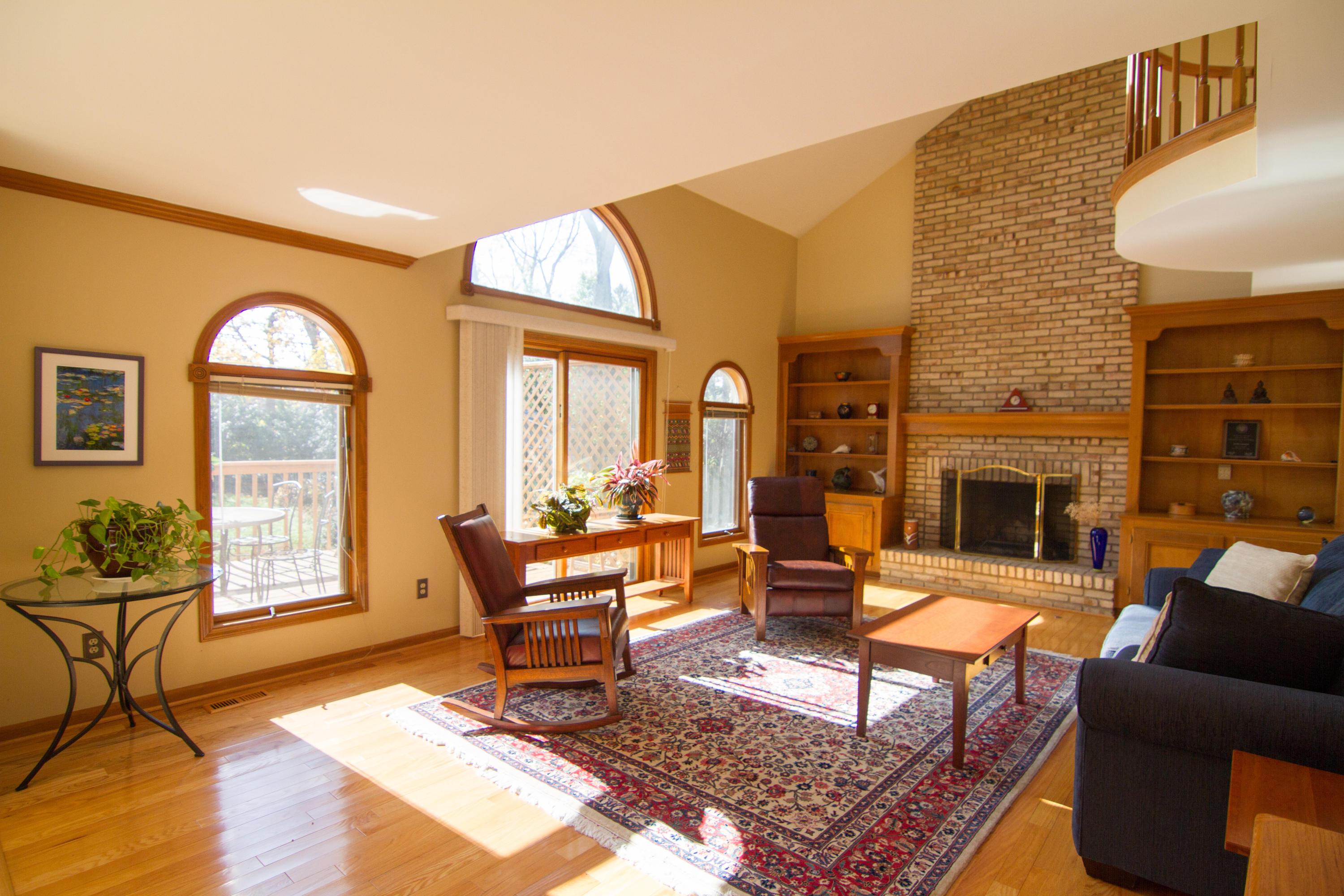 2697 Wickliffe Road Columbus, OH 43221 - Photo 9 of 28