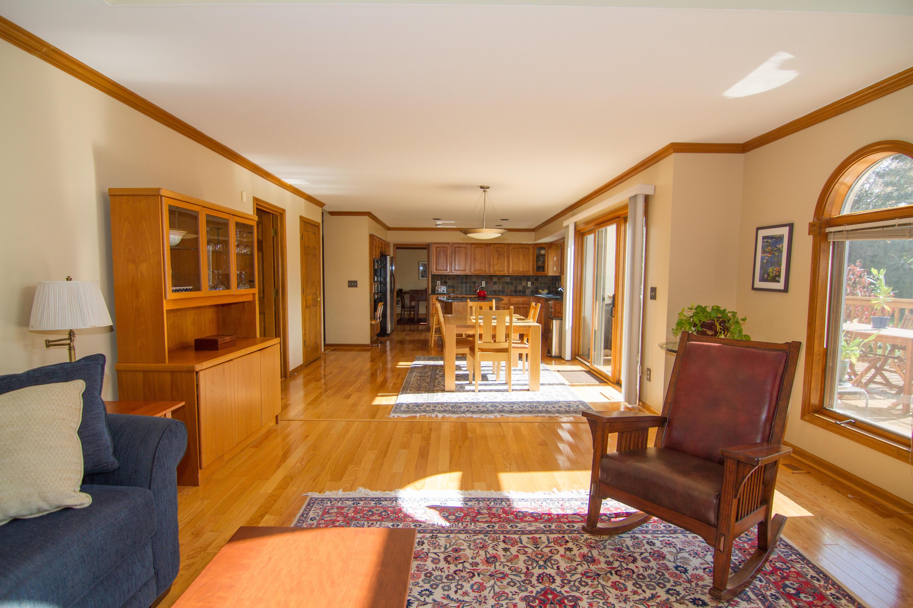 2697 Wickliffe Road Columbus, OH 43221 - Photo 10 of 28