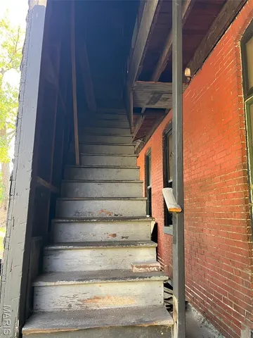 $115,000 | 2618-2614 Geyer Avenue, St. Louis, MO 63104