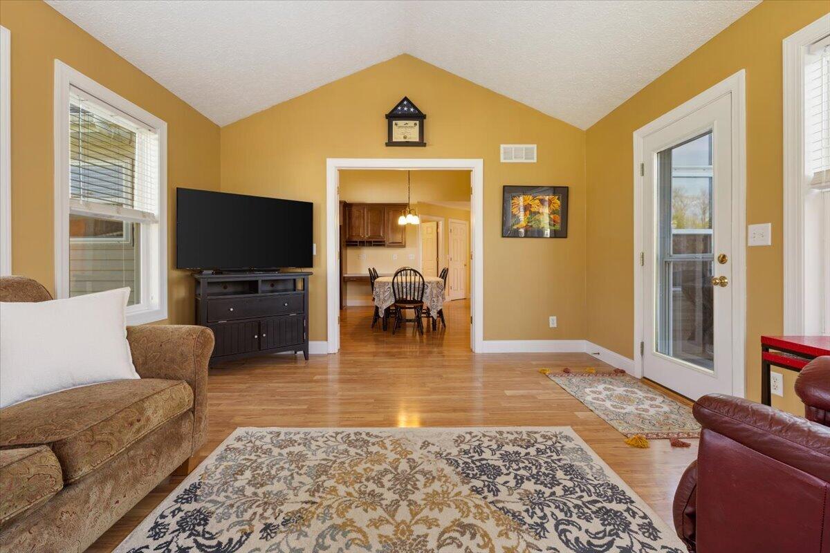 841 Willow Road Springfield, OH 45502 - Photo 17 of 76 Gallery Image 17