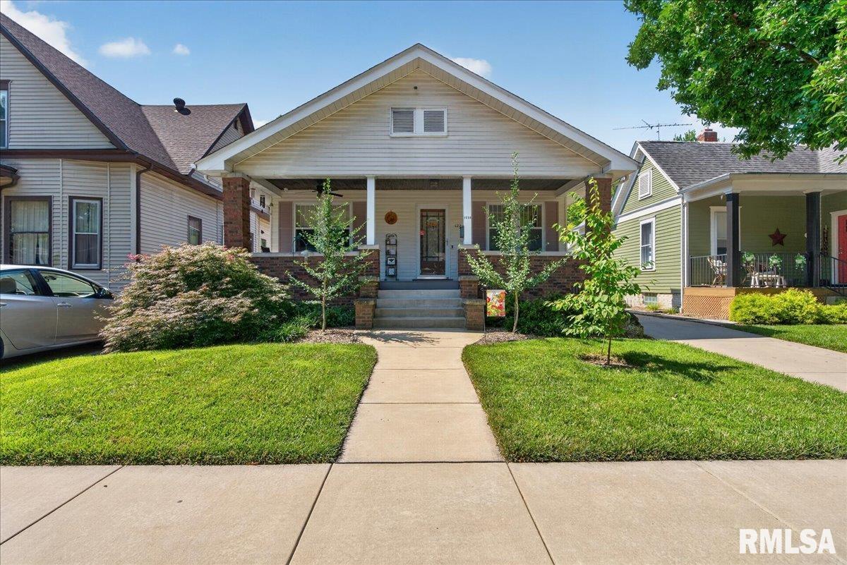 1224 West Edwards Street Springfield, IL 62704 - Photo 1 of 34