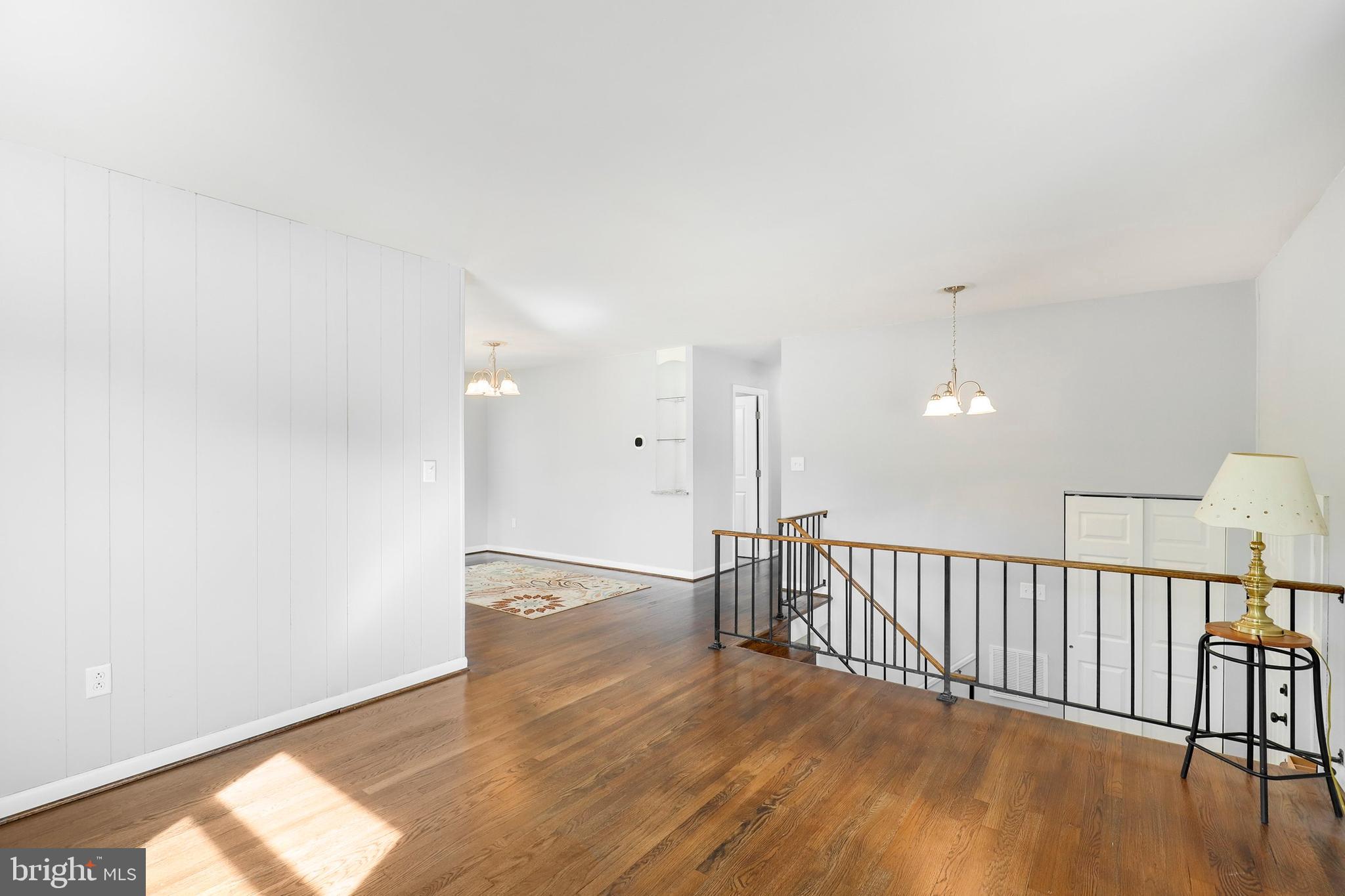 6104 Chesworth Road Baltimore, MD 21228 - Photo 12 of 42