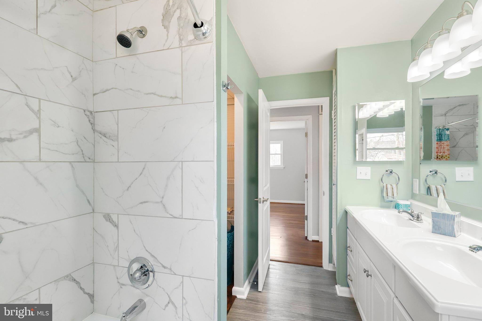 6104 Chesworth Road Baltimore, MD 21228 - Photo 13 of 42