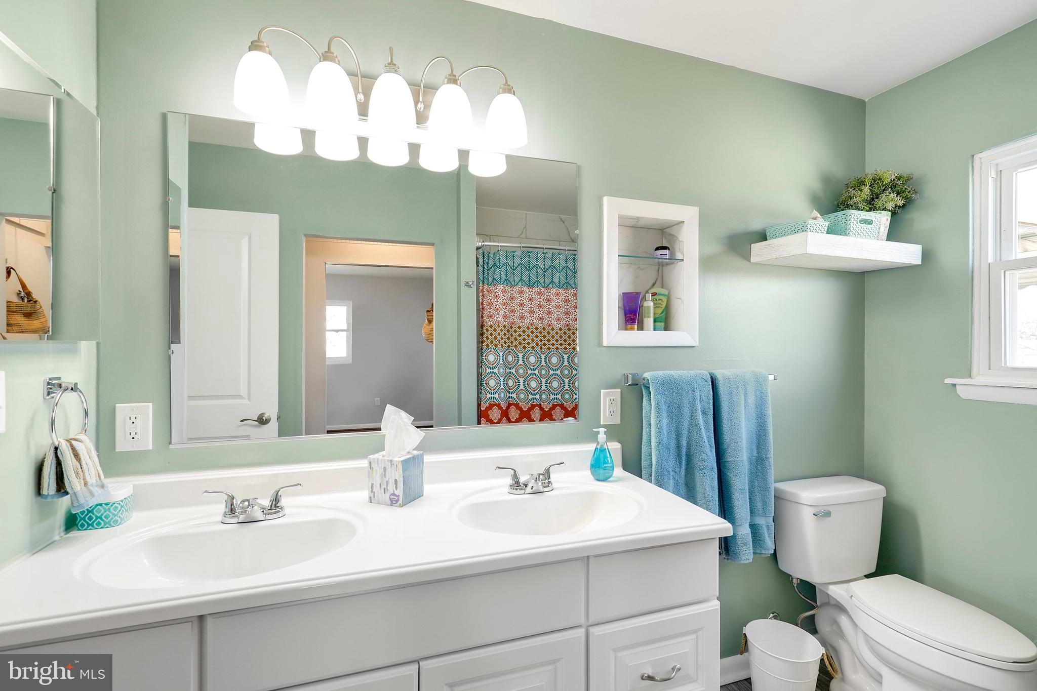 6104 Chesworth Road Baltimore, MD 21228 - Photo 14 of 42