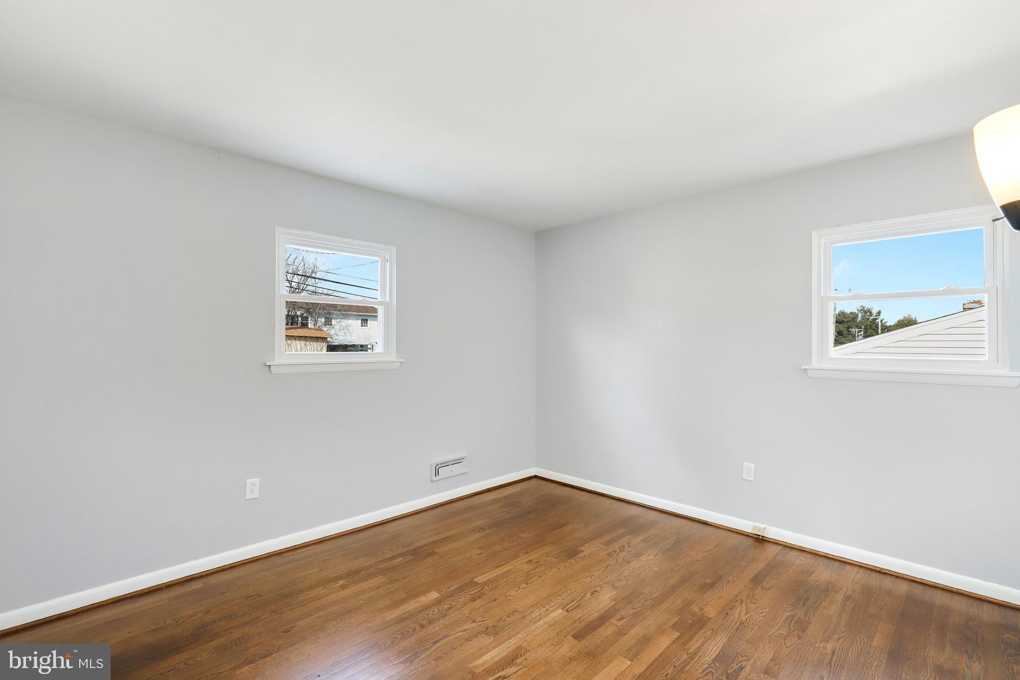 6104 Chesworth Road Baltimore, MD 21228 - Photo 16 of 42