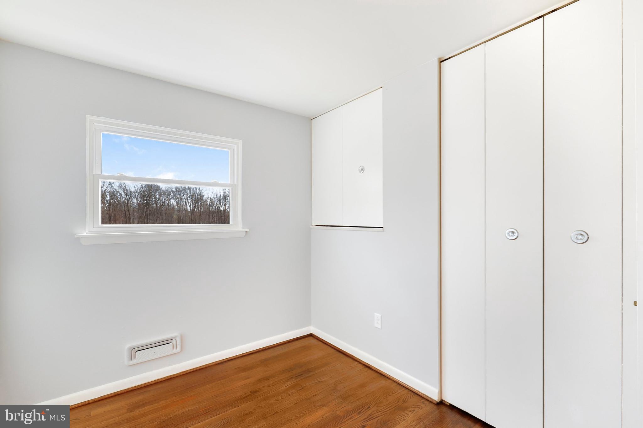 6104 Chesworth Road Baltimore, MD 21228 - Photo 23 of 42