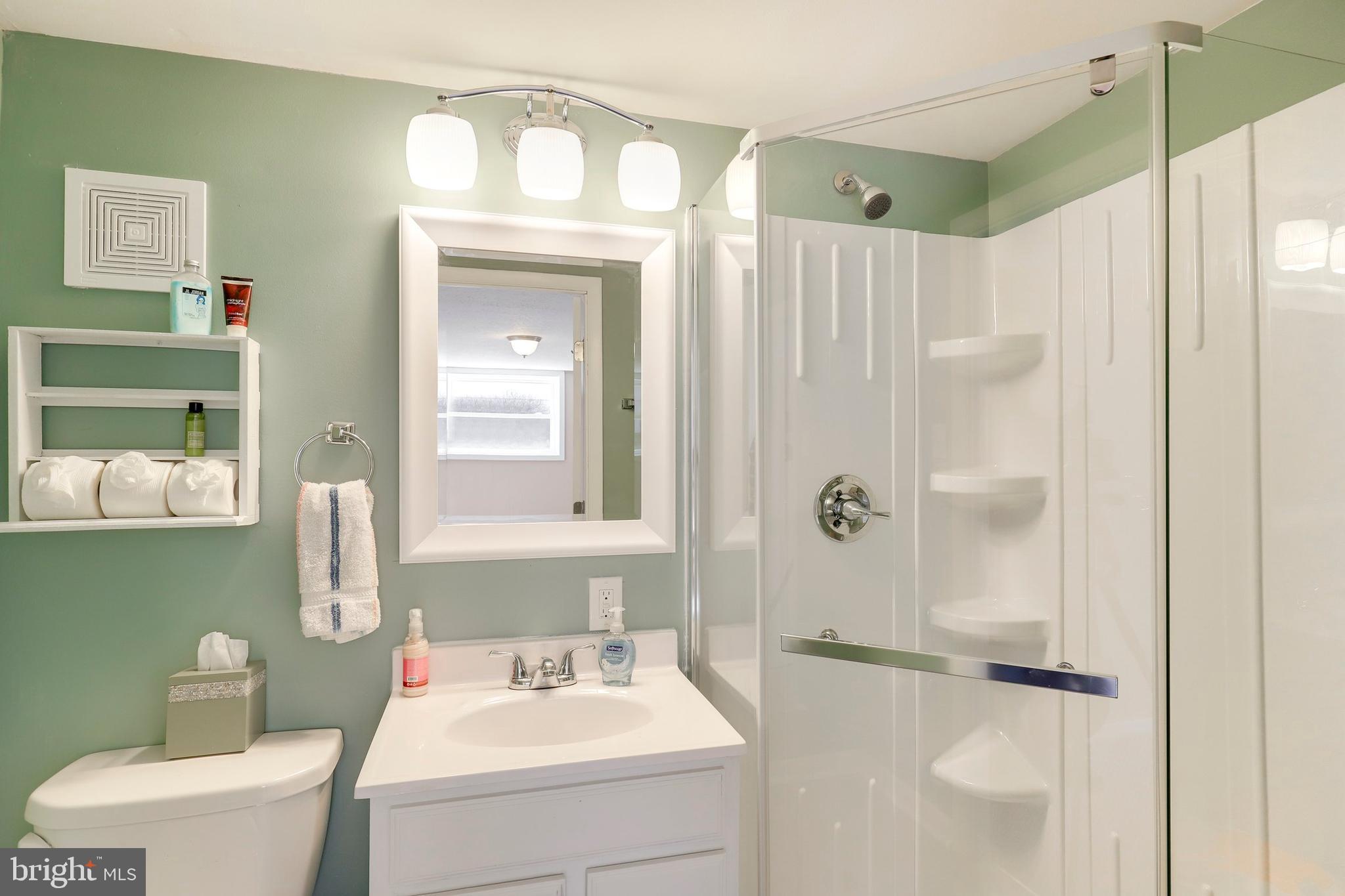6104 Chesworth Road Baltimore, MD 21228 - Photo 31 of 42