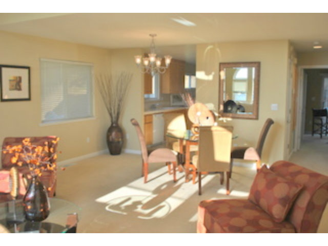 517 Monterey Road Pacifica, CA 94044 - Photo 5 of 17 a view of a dining room with furniture