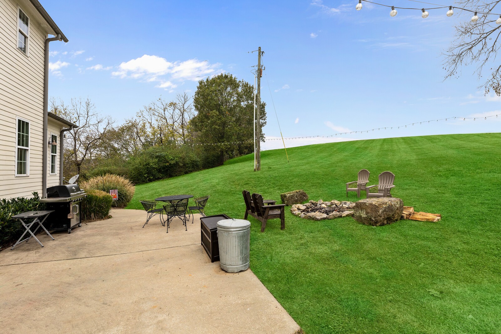 3350 Bailey Road Franklin, TN 37064 - Photo 13 of 37 a garden view with a sitting space