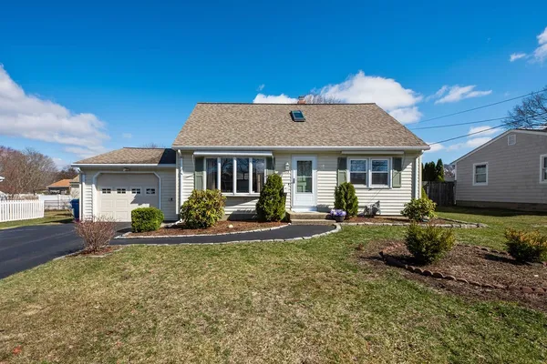 $489,000 | 173 Weeden Drive, Warwick, RI 02818