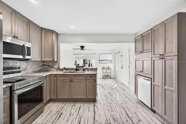 $2,650 | 14198 89th Avenue North, Seminole, FL 33776