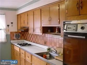 237 Tilford Road Somerdale, NJ 08083 - Photo 2 of 12